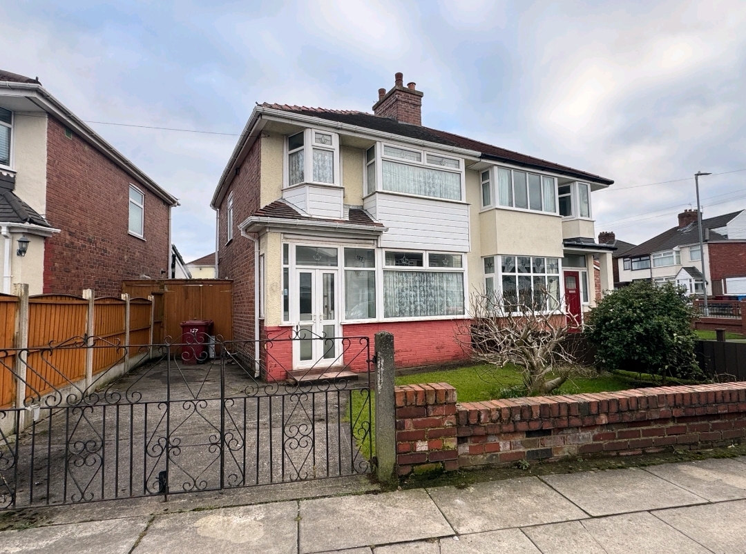 Sutton Kersh Spring Into April's Auction